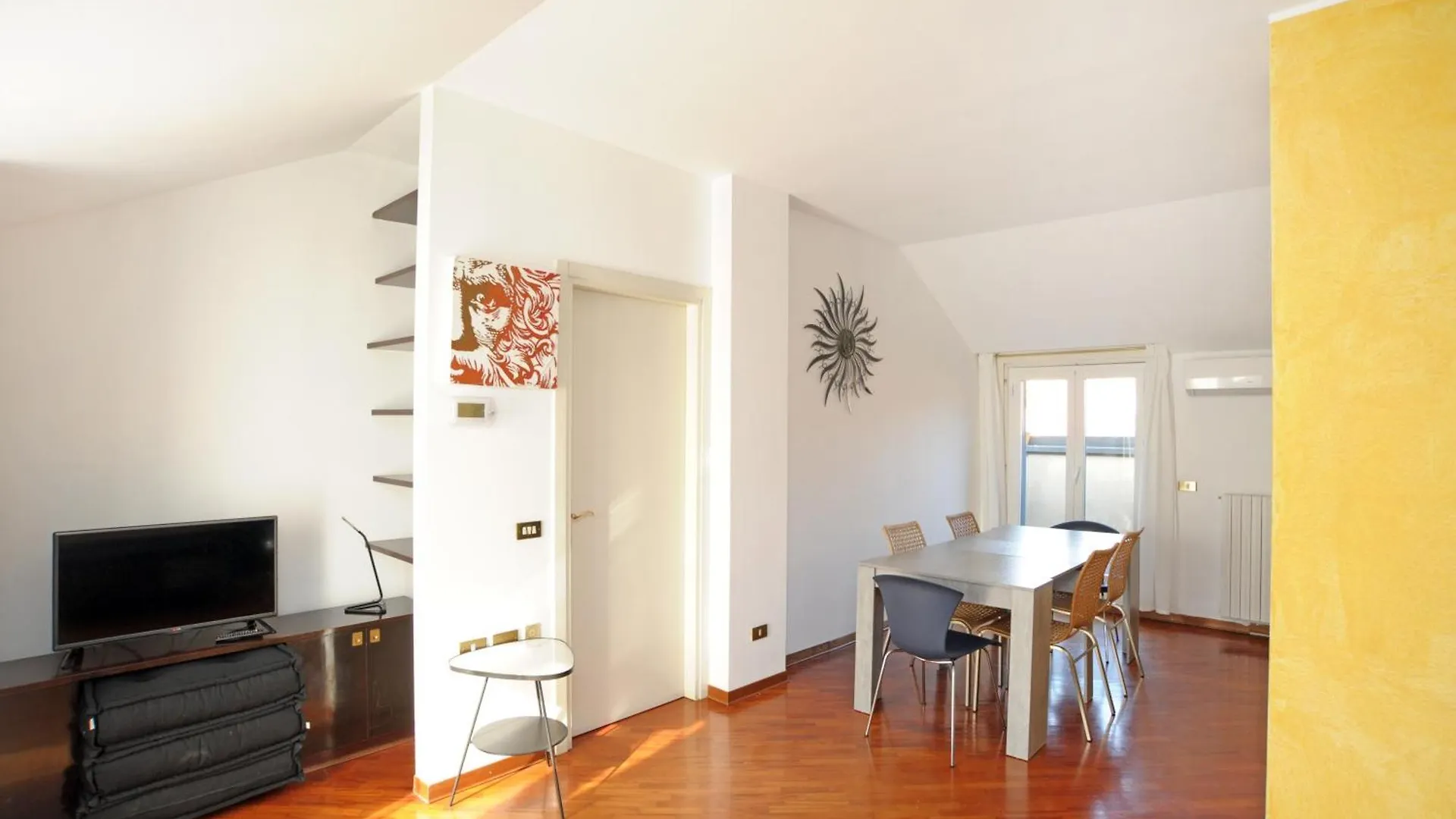 Pont De Ferr Apartment Milan