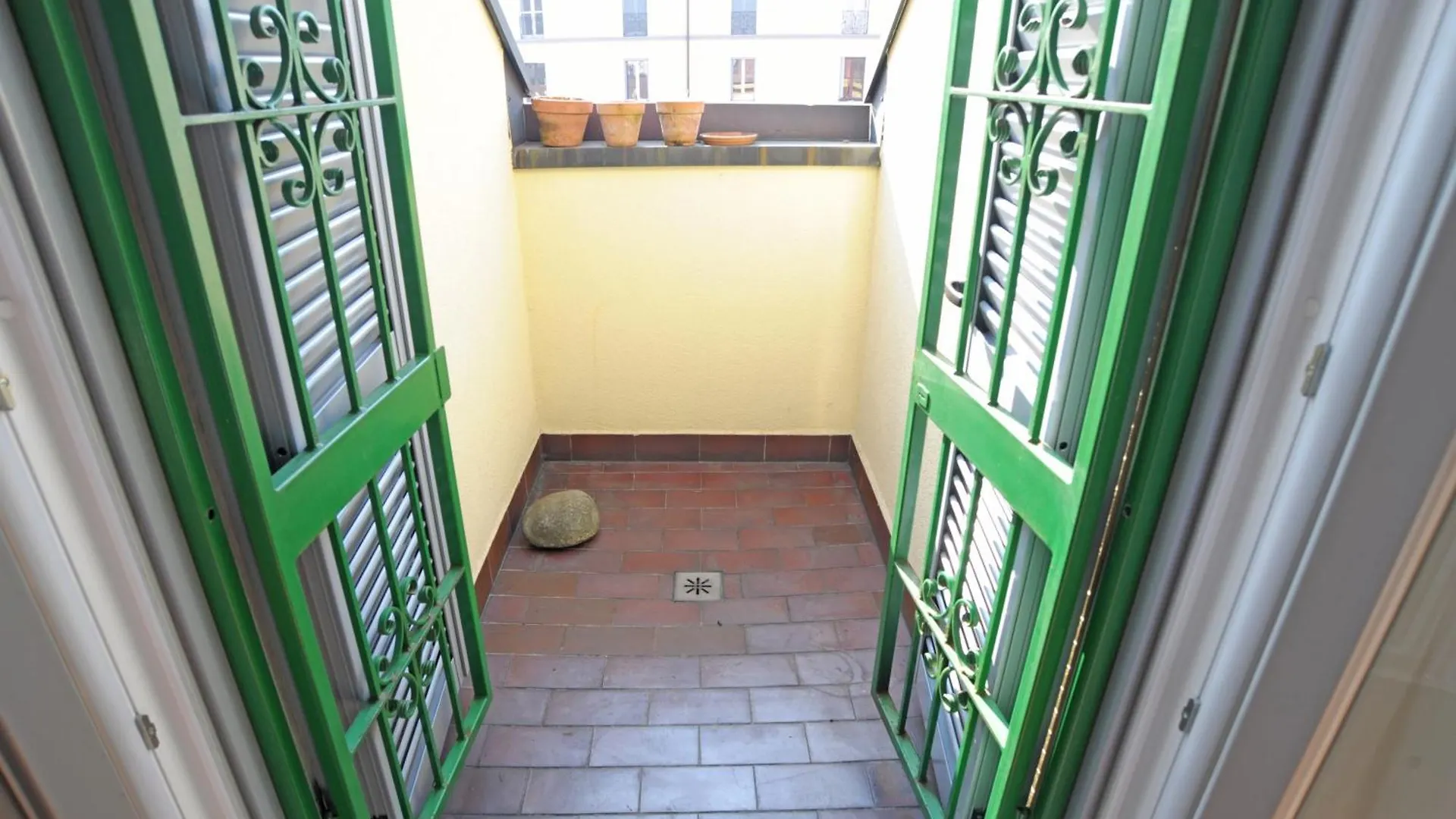 Pont De Ferr Apartment Milan